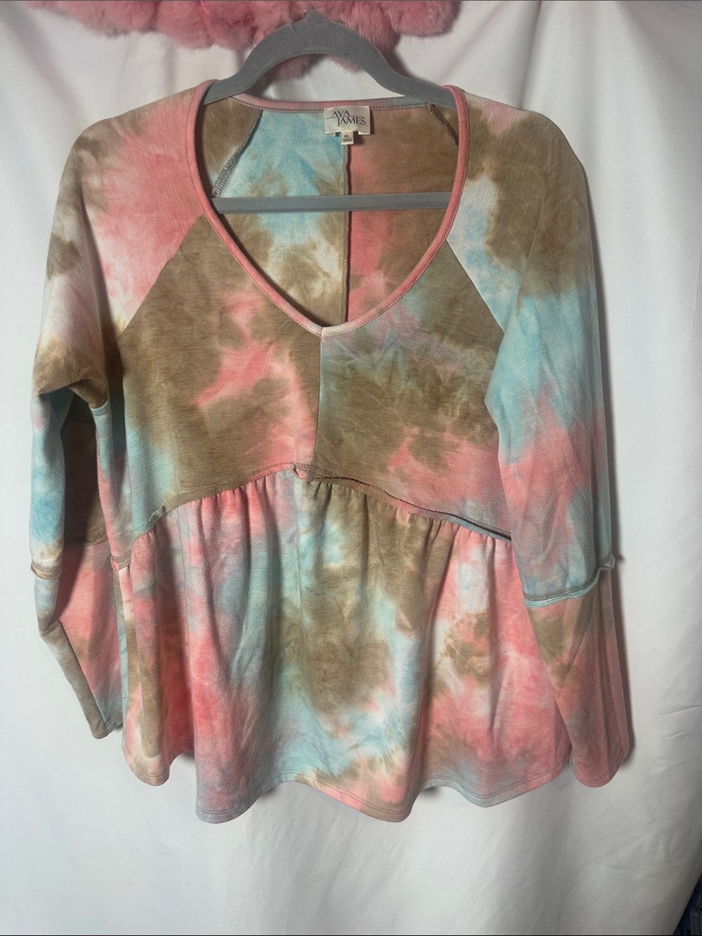 Aya James Tie-Dye V-Neck Babydoll Tunic in Coral, Aqua & Olive